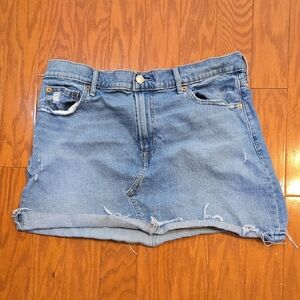 GAP Denim Skirt - Light Blue W/distressing Size 14/32